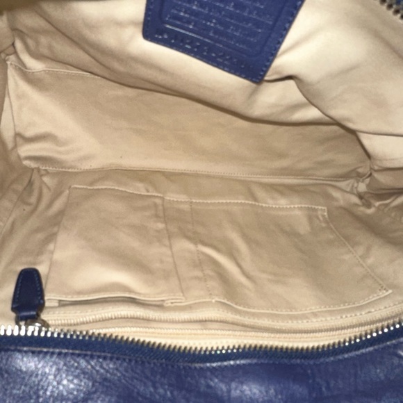 Coach Legacy Leather Perforated Medium Navy w/Citrine tassel 22390 - Picture 2 of 10